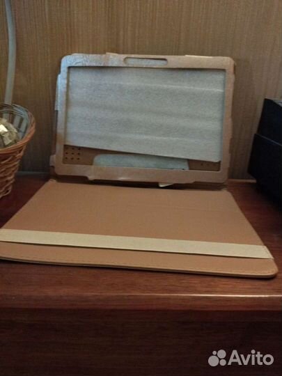 Чехол универсальный на 10,1 дюймовый планшет