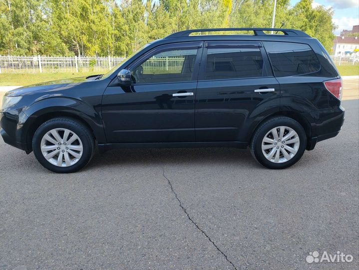 Subaru Forester, 2011