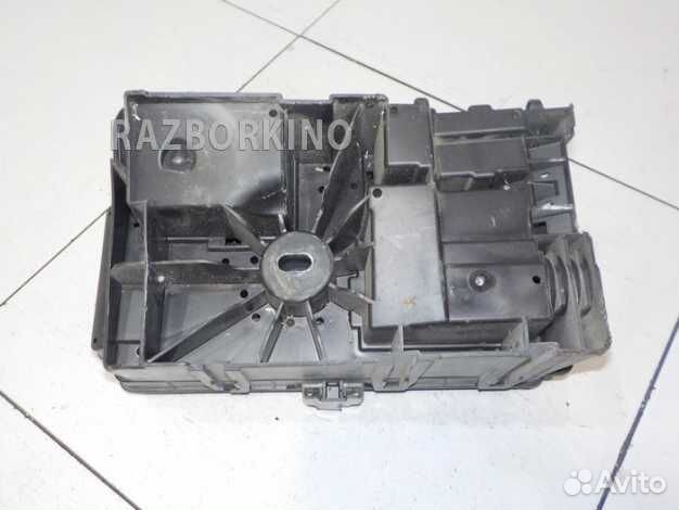 Блок предохранителей 95963459