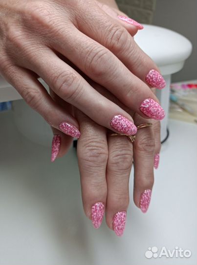 Мастер маникюра и педикюра