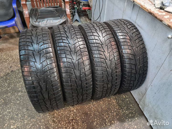 Hankook Winter I'Cept X RW10 225/65 R17