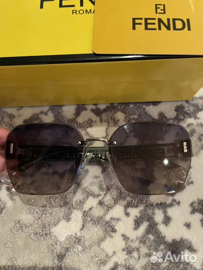 Солнцезащитные очки женские