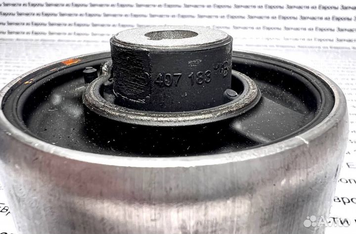 Сайлентблок переднего нижнего рычага на Audi/VW