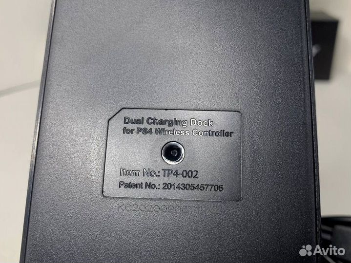 Зарядная док-станция для DualShock ps4