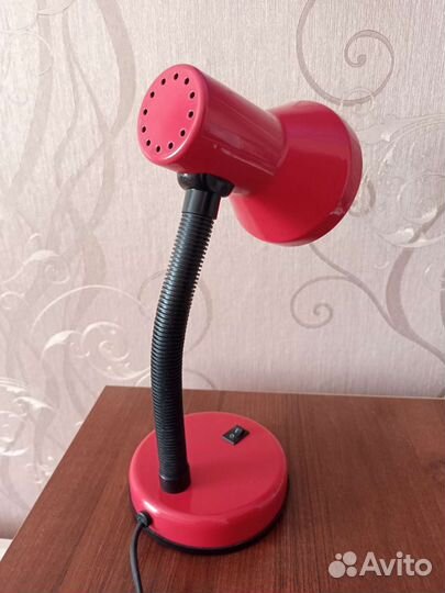 Лампа настольная