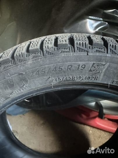 Michelin X-Ice North 4 245/45 R19