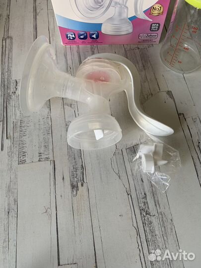 Молокоотсос ручной и бутылка pigeon