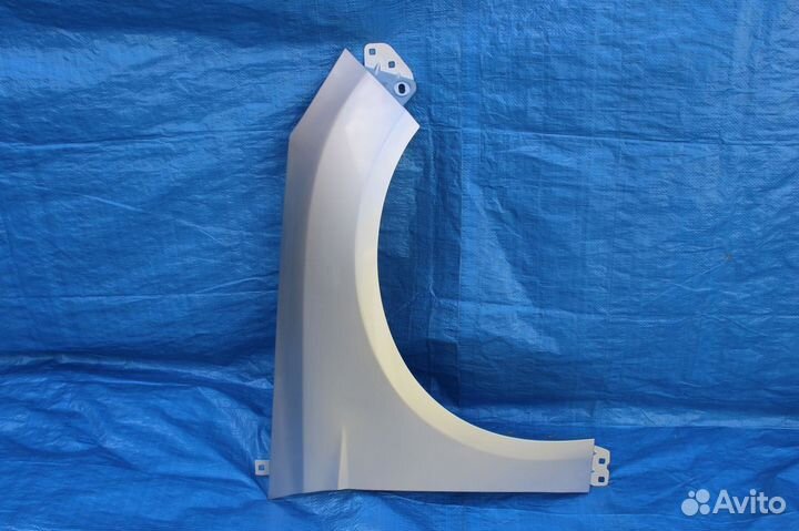 Крыло правое Форд Фокус 3 в заводской цвет