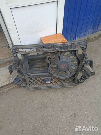 Audi a6 c6 телевизор перед несущая панель