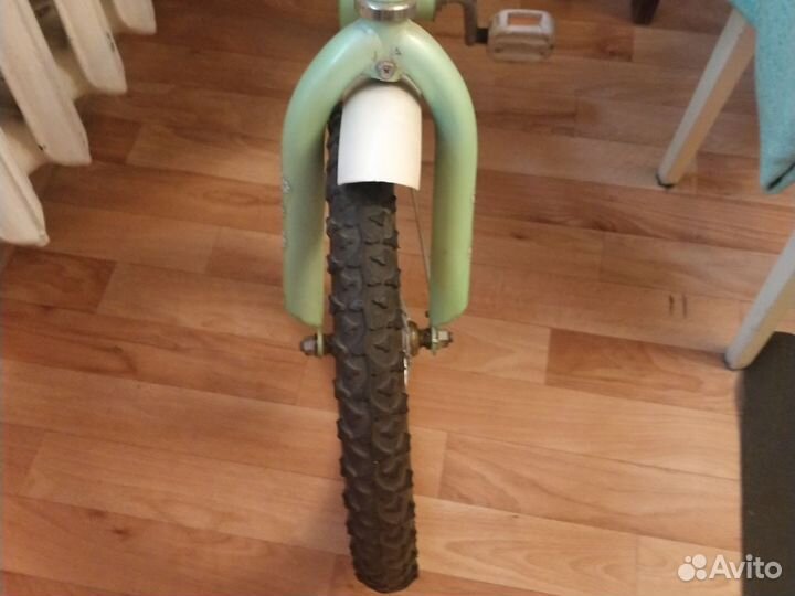 Детский велосипед 4-колесный