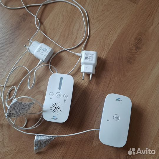 Радионяня philips avent scd 501