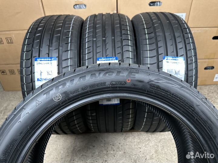 Triangle EffeXSport TH202 255/45 R19 104Y