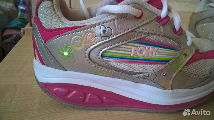 Кроссовки мвт