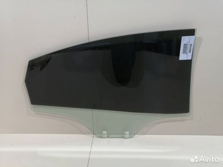 Стекло двери задней левой Hyundai Solaris 2010-201