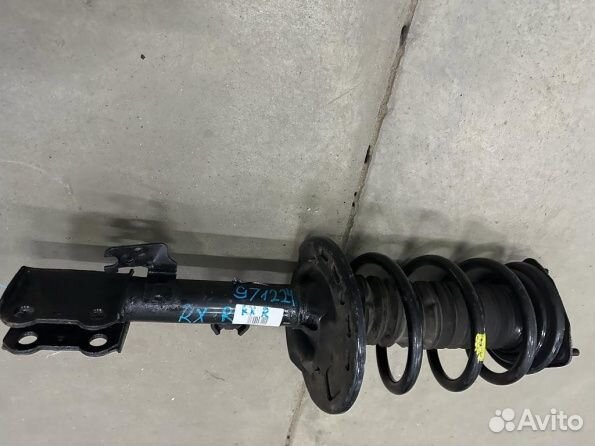 Стойка амортизатора передняя Лексус рх 4 300