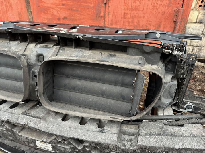 Продам телевизор в сборе для бмв F10