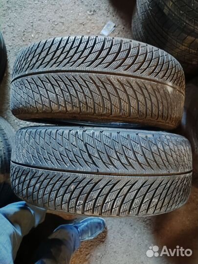 Michelin Pilot Alpin 5 235/45 R20