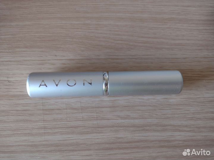 Кисть для пудры и румян avon (новая)
