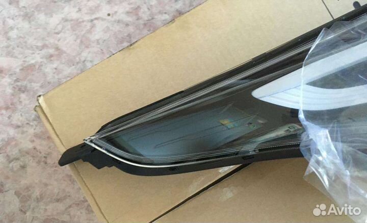 Kia Rio 4 FB. Фара правая новая оригинал 20+