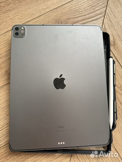 iPad pro 12.9 m1 128gb cellular