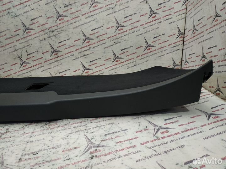 Обшивка крышки багажника w212 Mercedes универсал