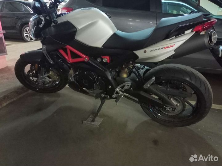 Aprilia Shiver 900
