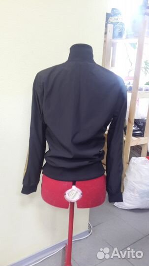 Cпортивный костюм adidas 42-44