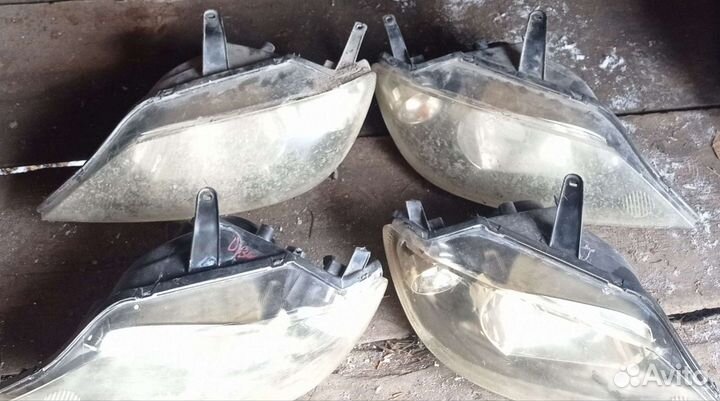 Фара mazda demio 2