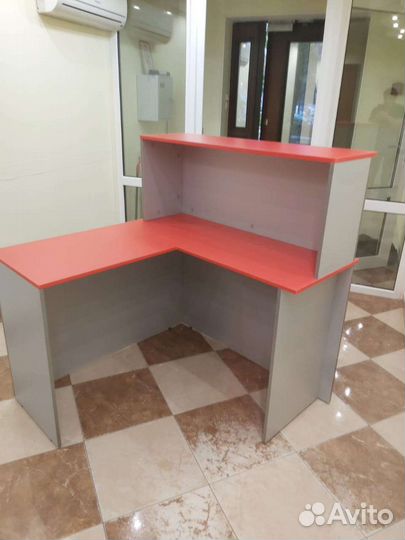 Стойка ресепшн,новая