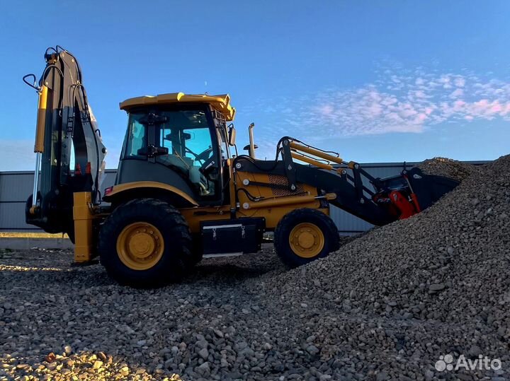 Экскаватор-погрузчик RM-Terex TLB 825-RM, 2022