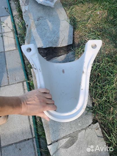 Полупъедестал