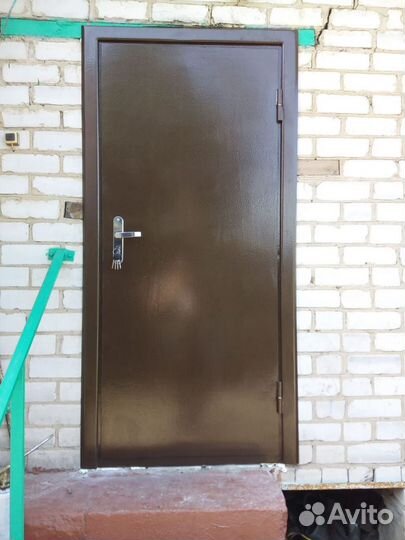 Двери новые