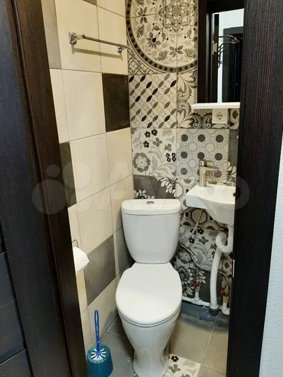 Комната 12 м² в 3-к., 1/5 эт.