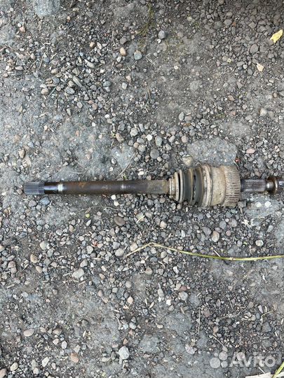 Привод передний левый гранд чероки zj