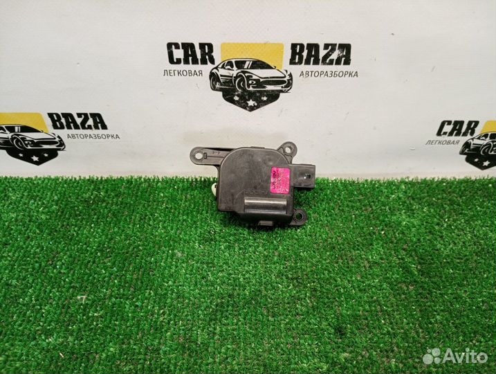 Моторчик привода заслонок отопителя (печки)