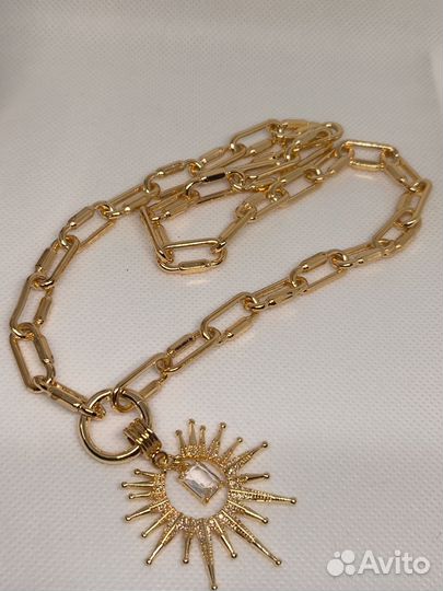 Крупная золотая, цепь с Солнцем