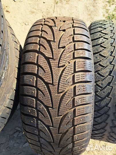Nokian Tyres Hakkapeliitta 4 225/55 R17