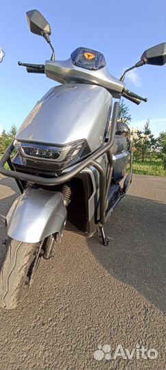 Электросуктер yadea Т-30 D