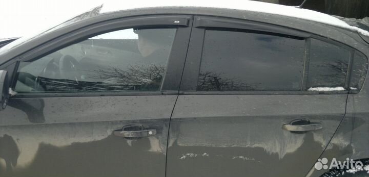 Дефлектор двери Chevrolet Cruze хэтчбек с 2011