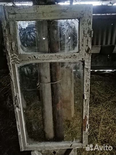 Окно деревянное стеклопакет. (окно стеклянное)