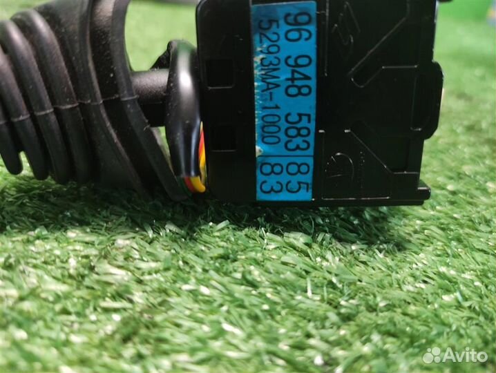 Подрулевой переключатель поворотов Chevrolet Spar