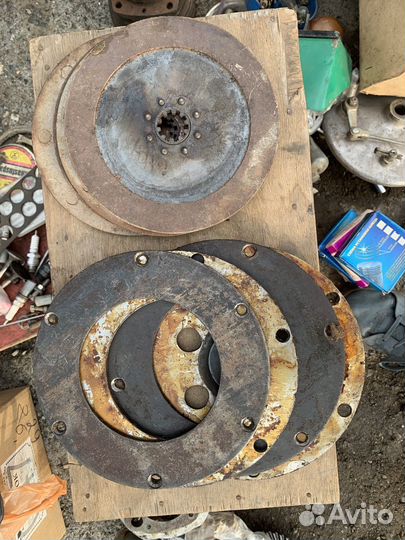 Новые запчасти мотоцикла Урал