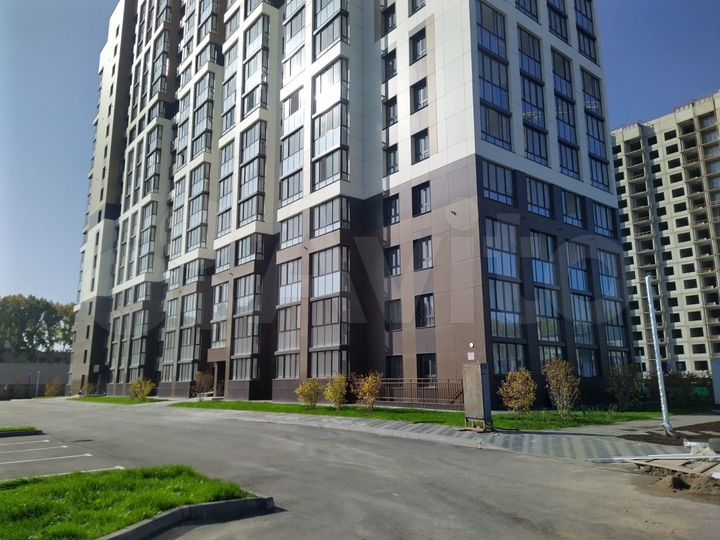 2-к. квартира, 61,1 м², 8/17 эт.