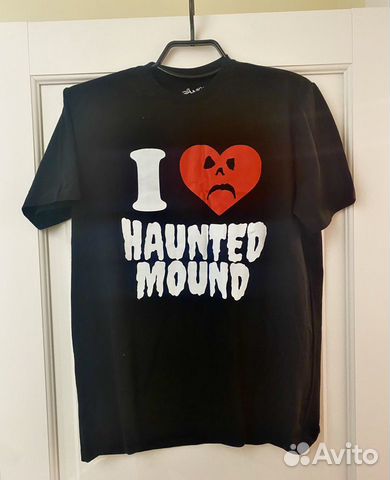 I love haunted mound. I Love Haunted Mound футболка. I Love Haunted Mound Sematary футболки. Хаунтед Маунд мерч. Флаг Haunted Mound.