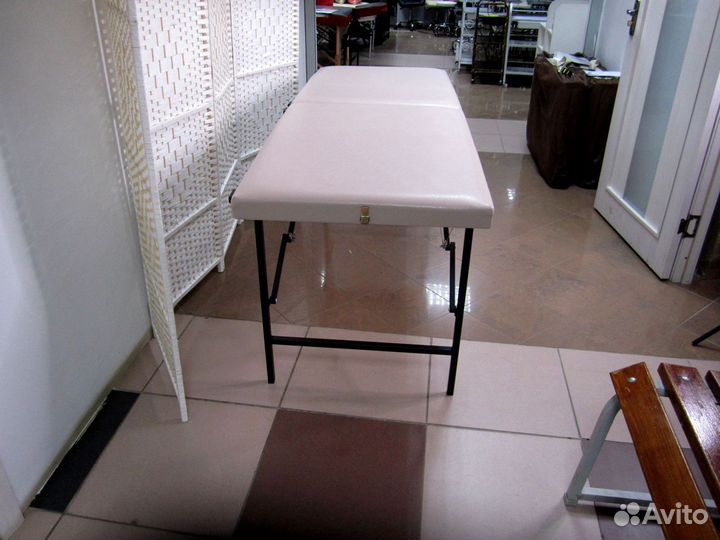 Массажный стол