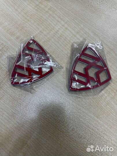 Эмблема maybach на заднее крыло Mercedes W222