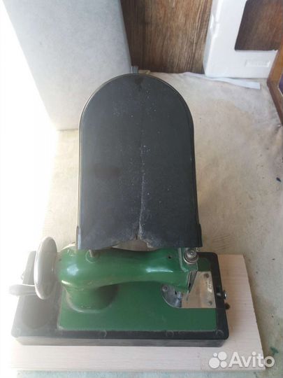 Детская швейная машина СССР