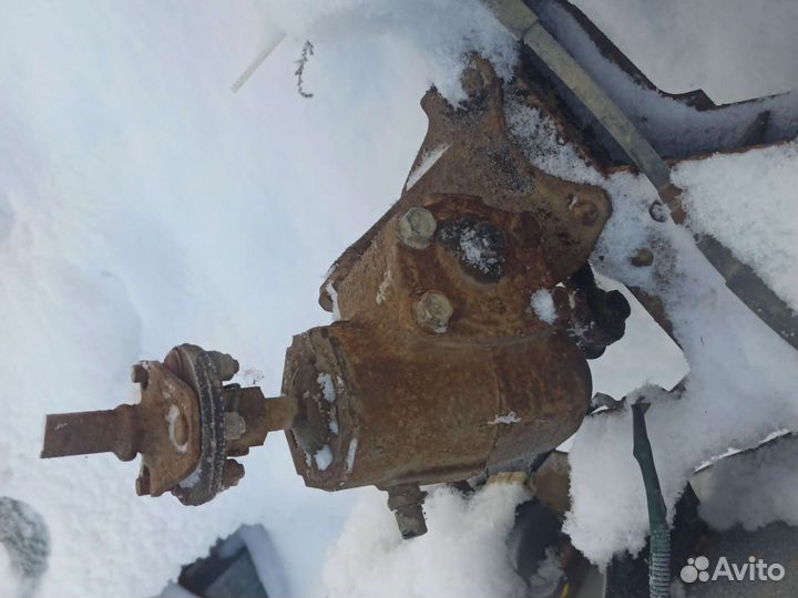 Рулевой редуктор Toyota dyna li60