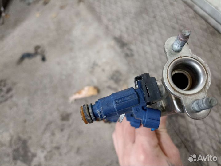 Топливные форсунки с рампой Kia Ceed ED 1.6 G4FC