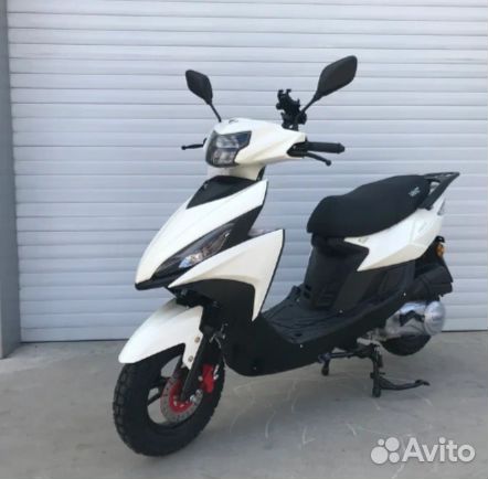 Скутер X-motors Corsa RS PRO - 200cc белый